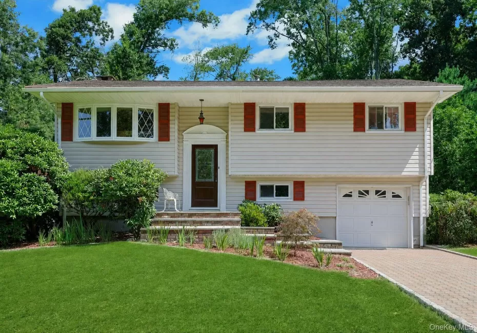 19 Von Beaste Lane, Clarkstown, NY, 4 Bedrooms Bedrooms, 8 Rooms Rooms,2 BathroomsBathrooms,Residential,For Rent,Von Beaste,0,981324 19 Von Beaste Lane, Clarkstown, NY, 4 Bedrooms Bedrooms, 8 Rooms Rooms,2 BathroomsBathrooms,Residential,For Rent,Von Beaste,0,981324
