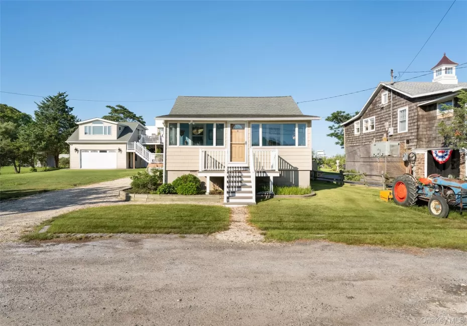18 Beach, Riverhead, NY, 3 Bedrooms Bedrooms, 6 Rooms Rooms,2 BathroomsBathrooms,Residential,For Rent,Beach,0,1026560 18 Beach, Riverhead, NY, 3 Bedrooms Bedrooms, 6 Rooms Rooms,2 BathroomsBathrooms,Residential,For Rent,Beach,0,1026560