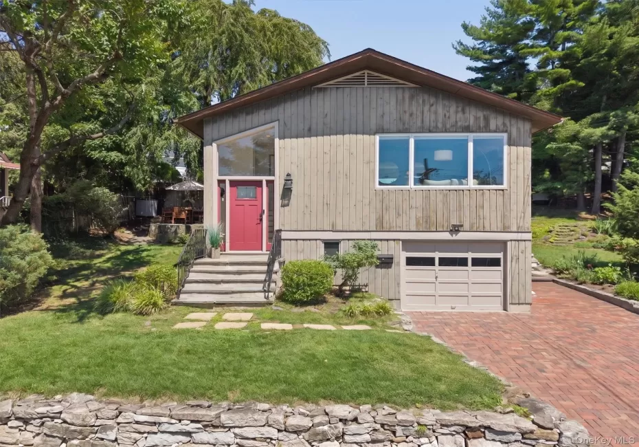 12 Livingston Avenue, Greenburgh, NY, 3 Bedrooms Bedrooms, 6 Rooms Rooms,2 BathroomsBathrooms,Residential,For Rent,Livingston,0,1028239 12 Livingston Avenue, Greenburgh, NY, 3 Bedrooms Bedrooms, 6 Rooms Rooms,2 BathroomsBathrooms,Residential,For Rent,Livingston,0,1028239
