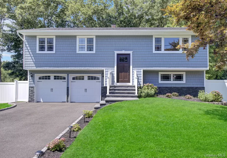 10 Shenandoah Boulevard, Brookhaven, NY, 4 Bedrooms Bedrooms, 9 Rooms Rooms,2 BathroomsBathrooms,Residential,For Rent,Shenandoah,0,1029551 10 Shenandoah Boulevard, Brookhaven, NY, 4 Bedrooms Bedrooms, 9 Rooms Rooms,2 BathroomsBathrooms,Residential,For Rent,Shenandoah,0,1029551