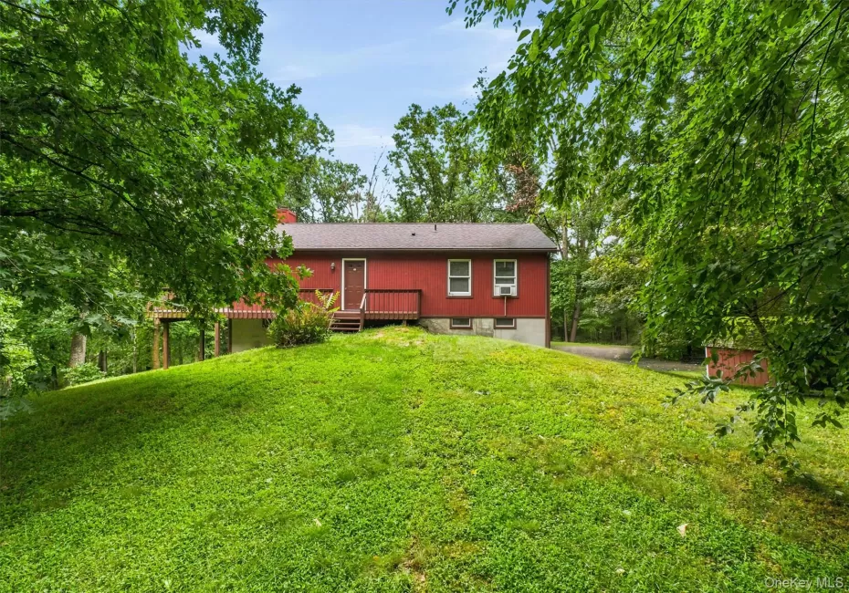 35 Moccasin View Road, Fishkill, NY, 2 Bedrooms Bedrooms, 6 Rooms Rooms,2 BathroomsBathrooms,Residential,For Rent,Moccasin View,0,1029780 35 Moccasin View Road, Fishkill, NY, 2 Bedrooms Bedrooms, 6 Rooms Rooms,2 BathroomsBathrooms,Residential,For Rent,Moccasin View,0,1029780
