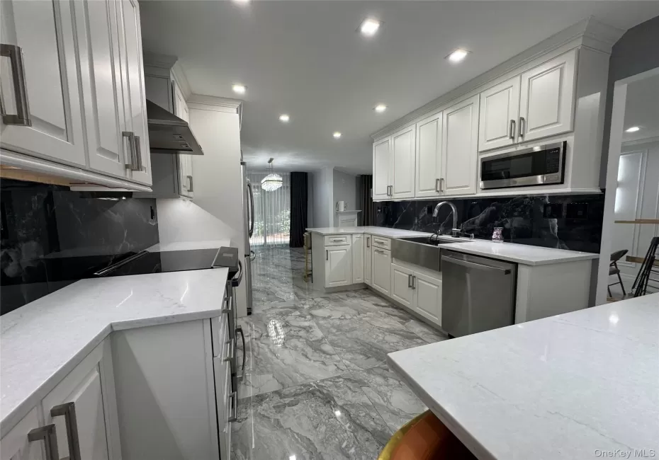 285 Broadway, Greenburgh, NY, 2 Bedrooms Bedrooms, 7 Rooms Rooms,2 BathroomsBathrooms,Residential Lease,For Rent,Broadway,0,1029640 285 Broadway, Greenburgh, NY, 2 Bedrooms Bedrooms, 7 Rooms Rooms,2 BathroomsBathrooms,Residential Lease,For Rent,Broadway,0,1029640