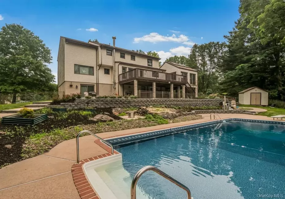 8 Fairgreen Court, Cortlandt, NY, 5 Bedrooms Bedrooms, 10 Rooms Rooms,4 BathroomsBathrooms,Residential,For Rent,Fairgreen,0,1030029 8 Fairgreen Court, Cortlandt, NY, 5 Bedrooms Bedrooms, 10 Rooms Rooms,4 BathroomsBathrooms,Residential,For Rent,Fairgreen,0,1030029