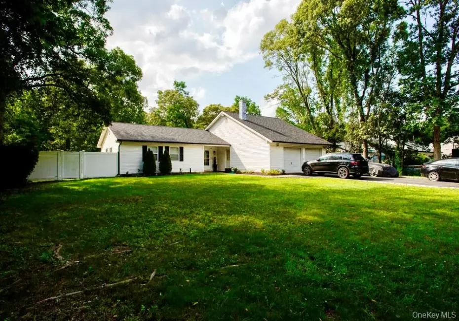 36 Harford Drive, Brookhaven, NY, 4 Bedrooms Bedrooms, 8 Rooms Rooms,2 BathroomsBathrooms,Residential,For Rent,Harford,0,1029329 36 Harford Drive, Brookhaven, NY, 4 Bedrooms Bedrooms, 8 Rooms Rooms,2 BathroomsBathrooms,Residential,For Rent,Harford,0,1029329