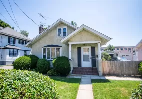 2415 Gale Avenue, Hempstead, NY, 4 Bedrooms Bedrooms, 9 Rooms Rooms,1 BathroomBathrooms,Residential,For Rent,Gale,0,1026423 2415 Gale Avenue, Hempstead, NY, 4 Bedrooms Bedrooms, 9 Rooms Rooms,1 BathroomBathrooms,Residential,For Rent,Gale,0,1026423