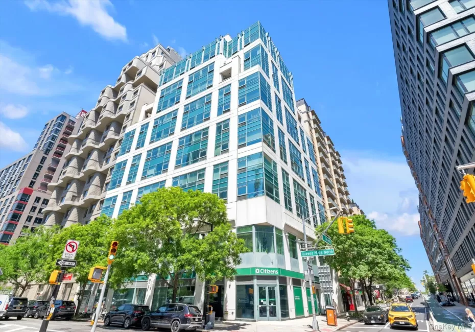 2415 Queens Plaza, New York, NY, 1 Bedroom Bedrooms, 4 Rooms Rooms,1 BathroomBathrooms,Residential,For Rent,Queens,0,1029994 2415 Queens Plaza, New York, NY, 1 Bedroom Bedrooms, 4 Rooms Rooms,1 BathroomBathrooms,Residential,For Rent,Queens,0,1029994
