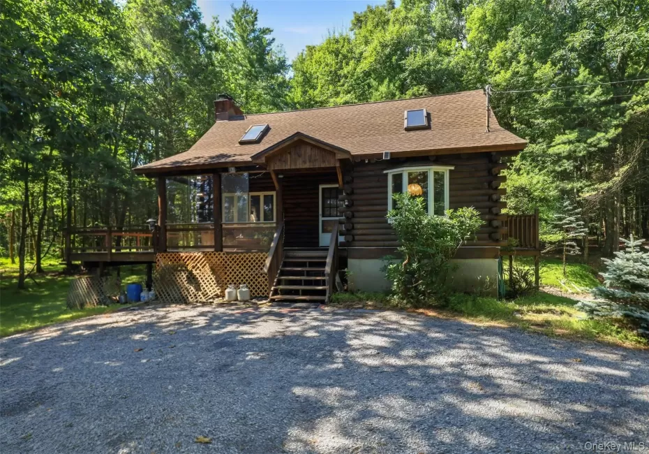 91 Airport Road, Highland, NY, 3 Bedrooms Bedrooms, 9 Rooms Rooms,2 BathroomsBathrooms,Residential,For Rent,Airport,0,1021387 91 Airport Road, Highland, NY, 3 Bedrooms Bedrooms, 9 Rooms Rooms,2 BathroomsBathrooms,Residential,For Rent,Airport,0,1021387