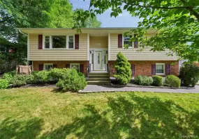181 Montross Road, Yorktown, NY, 3 Bedrooms Bedrooms, 8 Rooms Rooms,1 BathroomBathrooms,Residential,For Rent,Montross,0,1028589 181 Montross Road, Yorktown, NY, 3 Bedrooms Bedrooms, 8 Rooms Rooms,1 BathroomBathrooms,Residential,For Rent,Montross,0,1028589