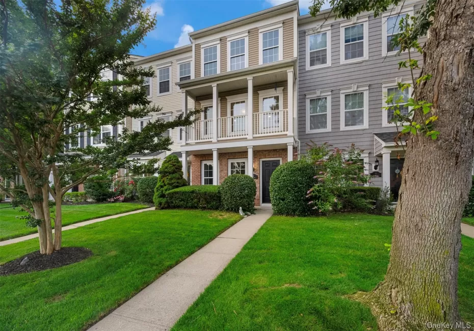 14 Maler Lane, Brookhaven, NY, 2 Bedrooms Bedrooms, 7 Rooms Rooms,2 BathroomsBathrooms,Residential,For Rent,Maler,0,1030147 14 Maler Lane, Brookhaven, NY, 2 Bedrooms Bedrooms, 7 Rooms Rooms,2 BathroomsBathrooms,Residential,For Rent,Maler,0,1030147