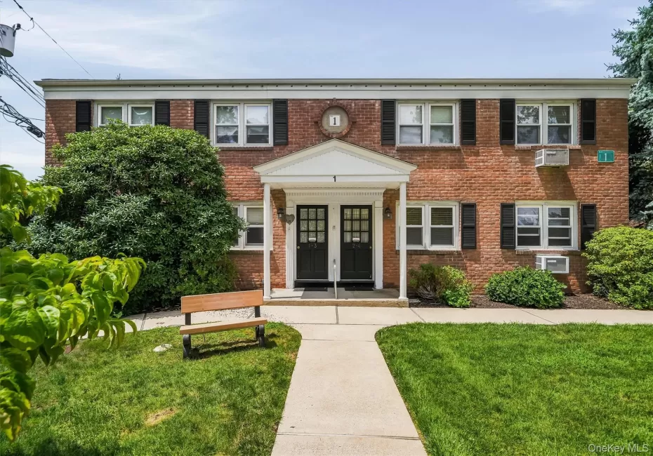 1 Normandy Village, Clarkstown, NY, 1 Bedroom Bedrooms, 4 Rooms Rooms,1 BathroomBathrooms,Residential,For Rent,Normandy,0,1029942 1 Normandy Village, Clarkstown, NY, 1 Bedroom Bedrooms, 4 Rooms Rooms,1 BathroomBathrooms,Residential,For Rent,Normandy,0,1029942