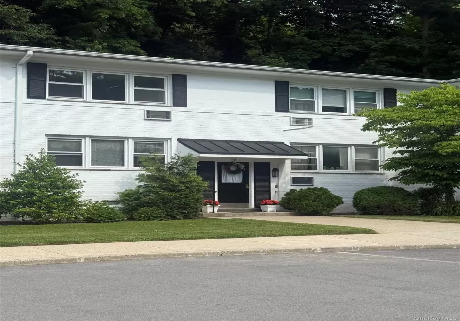 27 Avon Circle, Rye Town, NY, 2 Bedrooms Bedrooms, 5 Rooms Rooms,1 BathroomBathrooms,Residential,For Rent,Avon,0,1011738 27 Avon Circle, Rye Town, NY, 2 Bedrooms Bedrooms, 5 Rooms Rooms,1 BathroomBathrooms,Residential,For Rent,Avon,0,1011738