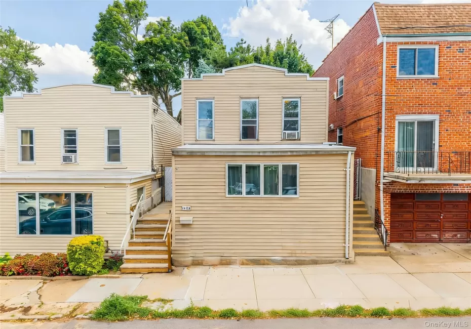 6628 52nd Drive, New York, NY, 4 Bedrooms Bedrooms, 9 Rooms Rooms,2 BathroomsBathrooms,Residential,For Rent,52nd,0,1029126 6628 52nd Drive, New York, NY, 4 Bedrooms Bedrooms, 9 Rooms Rooms,2 BathroomsBathrooms,Residential,For Rent,52nd,0,1029126