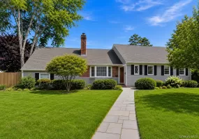 5 Arrowhead Place, Huntington, NY, 4 Bedrooms Bedrooms, 9 Rooms Rooms,2 BathroomsBathrooms,Residential,For Rent,Arrowhead,0,1017050 5 Arrowhead Place, Huntington, NY, 4 Bedrooms Bedrooms, 9 Rooms Rooms,2 BathroomsBathrooms,Residential,For Rent,Arrowhead,0,1017050