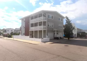 101 Harding Avenue, Long Beach, NY, 2 Bedrooms Bedrooms, 5 Rooms Rooms,2 BathroomsBathrooms,Residential Lease,For Rent,Harding,0,1030205 101 Harding Avenue, Long Beach, NY, 2 Bedrooms Bedrooms, 5 Rooms Rooms,2 BathroomsBathrooms,Residential Lease,For Rent,Harding,0,1030205
