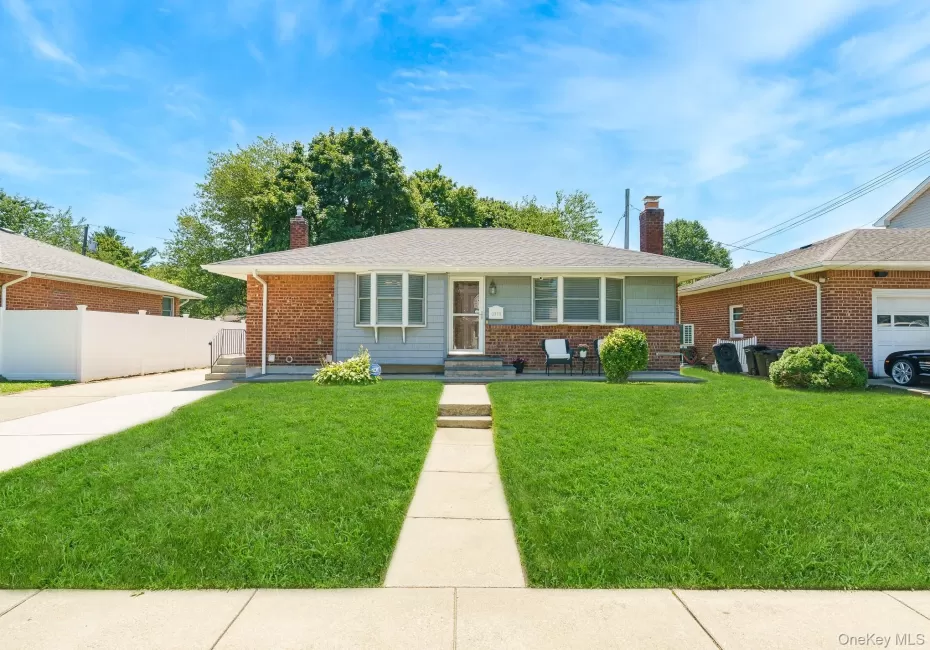 3900 Miller Place, Hempstead, NY, 3 Bedrooms Bedrooms, 6 Rooms Rooms,2 BathroomsBathrooms,Residential,For Rent,Miller,0,1030074 3900 Miller Place, Hempstead, NY, 3 Bedrooms Bedrooms, 6 Rooms Rooms,2 BathroomsBathrooms,Residential,For Rent,Miller,0,1030074