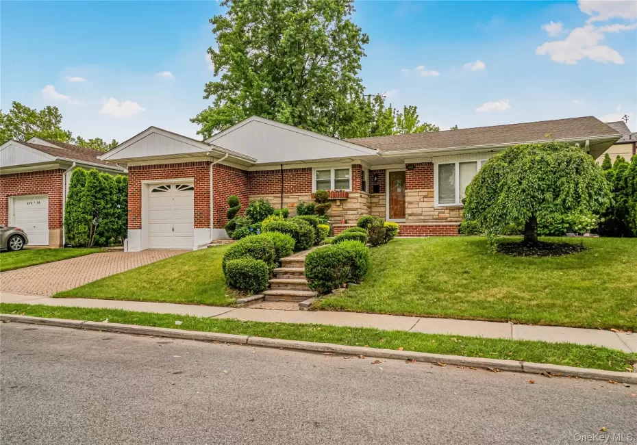 21852 Stewart Road, New York, NY, 3 Bedrooms Bedrooms, 6 Rooms Rooms,3 BathroomsBathrooms,Residential,For Rent,Stewart,0,1021559 21852 Stewart Road, New York, NY, 3 Bedrooms Bedrooms, 6 Rooms Rooms,3 BathroomsBathrooms,Residential,For Rent,Stewart,0,1021559