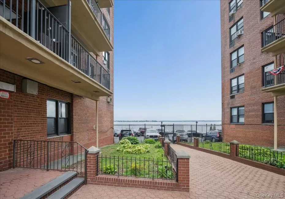 1130 Stadium Avenue, New York, NY, 2 Bedrooms Bedrooms, 6 Rooms Rooms,1 BathroomBathrooms,Residential,For Rent,Stadium,0,1026548 1130 Stadium Avenue, New York, NY, 2 Bedrooms Bedrooms, 6 Rooms Rooms,1 BathroomBathrooms,Residential,For Rent,Stadium,0,1026548