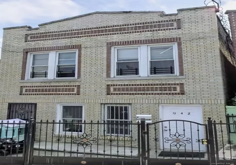 942 Tilden Street, New York, NY, 4 Bedrooms Bedrooms, 10 Rooms Rooms,2 BathroomsBathrooms,Residential,For Rent,Tilden,0,1030318 942 Tilden Street, New York, NY, 4 Bedrooms Bedrooms, 10 Rooms Rooms,2 BathroomsBathrooms,Residential,For Rent,Tilden,0,1030318