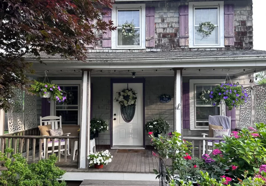 308 Monsell Place, Southold, NY, 3 Bedrooms Bedrooms, 6 Rooms Rooms,1 BathroomBathrooms,Residential,For Rent,Monsell,0,1028101 308 Monsell Place, Southold, NY, 3 Bedrooms Bedrooms, 6 Rooms Rooms,1 BathroomBathrooms,Residential,For Rent,Monsell,0,1028101