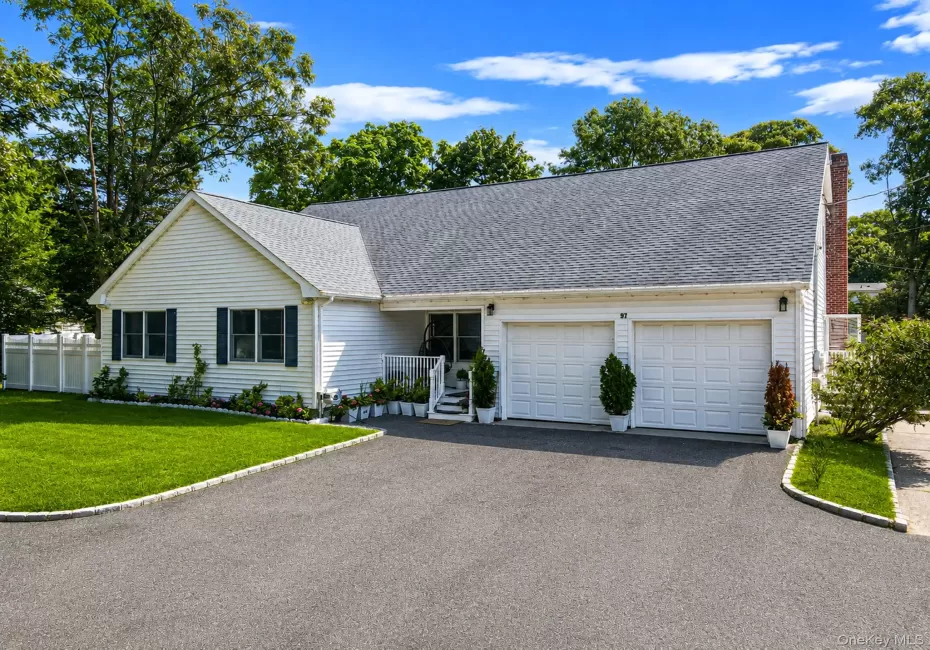 97 Blydenburgh Road, Brookhaven, NY, 5 Bedrooms Bedrooms, 10 Rooms Rooms,3 BathroomsBathrooms,Residential,For Rent,Blydenburgh,0,1029742 97 Blydenburgh Road, Brookhaven, NY, 5 Bedrooms Bedrooms, 10 Rooms Rooms,3 BathroomsBathrooms,Residential,For Rent,Blydenburgh,0,1029742