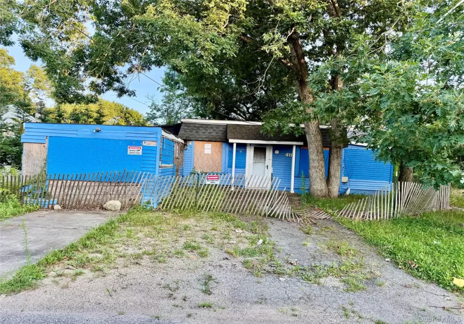 48 Cocoanut Street, Islip, NY, 3 Bedrooms Bedrooms, 7 Rooms Rooms,1 BathroomBathrooms,Residential,For Rent,Cocoanut,0,1029878 48 Cocoanut Street, Islip, NY, 3 Bedrooms Bedrooms, 7 Rooms Rooms,1 BathroomBathrooms,Residential,For Rent,Cocoanut,0,1029878