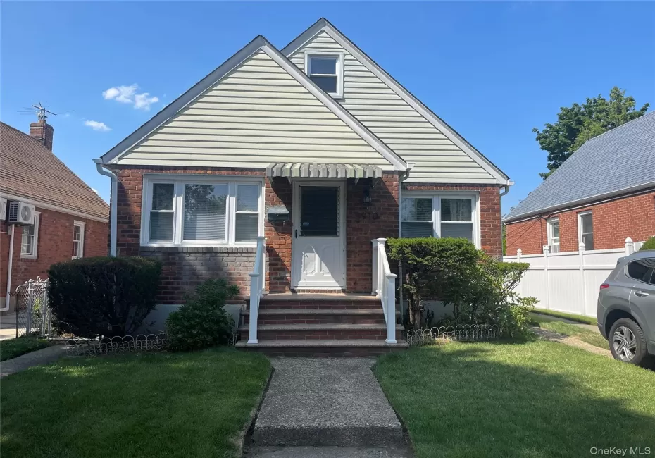 8910 221st Place, New York, NY, 3 Bedrooms Bedrooms, 6 Rooms Rooms,1 BathroomBathrooms,Residential,For Rent,221st,0,1030411 8910 221st Place, New York, NY, 3 Bedrooms Bedrooms, 6 Rooms Rooms,1 BathroomBathrooms,Residential,For Rent,221st,0,1030411