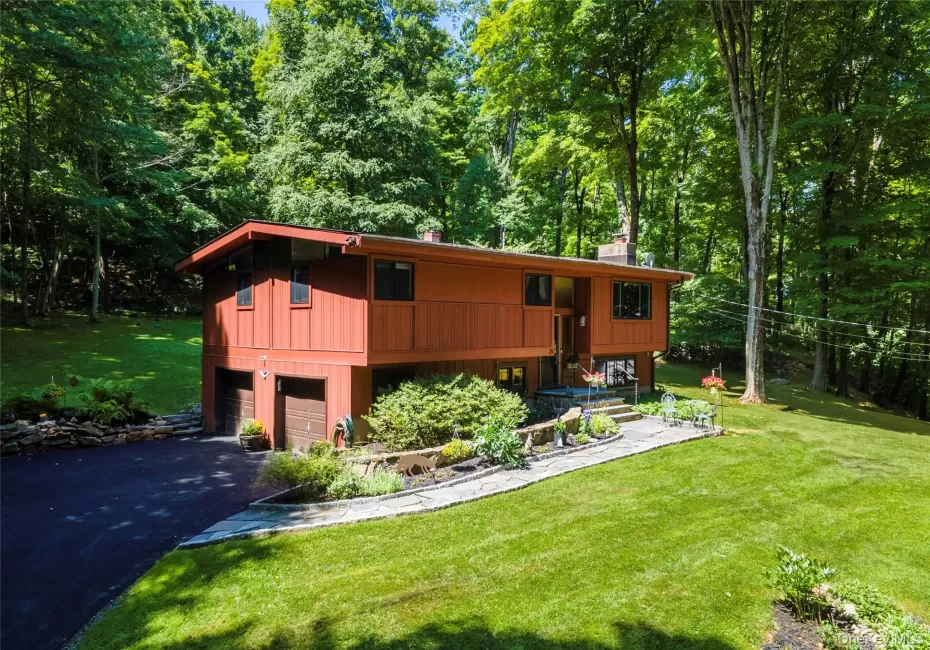 25 Ponderosa Road, Kent, NY, 3 Bedrooms Bedrooms, 9 Rooms Rooms,2 BathroomsBathrooms,Residential,For Rent,Ponderosa,0,1028234 25 Ponderosa Road, Kent, NY, 3 Bedrooms Bedrooms, 9 Rooms Rooms,2 BathroomsBathrooms,Residential,For Rent,Ponderosa,0,1028234