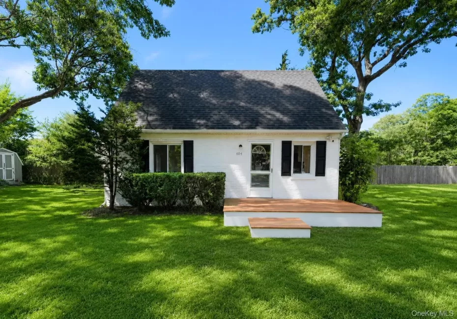60 Morris Avenue, Brookhaven, NY, 2 Bedrooms Bedrooms, 4 Rooms Rooms,1 BathroomBathrooms,Residential Lease,For Rent,Morris,0,1029594 60 Morris Avenue, Brookhaven, NY, 2 Bedrooms Bedrooms, 4 Rooms Rooms,1 BathroomBathrooms,Residential Lease,For Rent,Morris,0,1029594