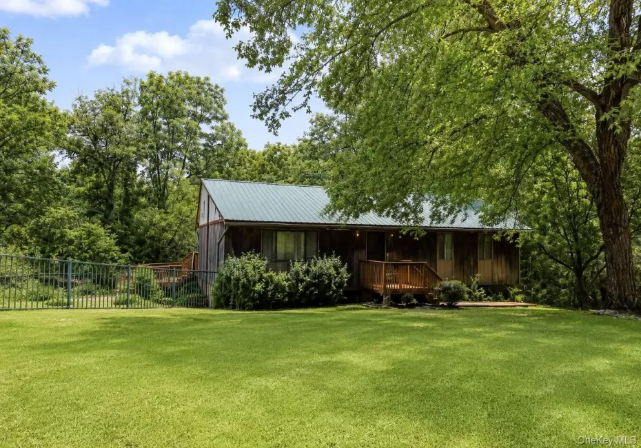 28 Sunrise Terrace, Mamakating, NY, 3 Bedrooms Bedrooms, 6 Rooms Rooms,2 BathroomsBathrooms,Residential,For Rent,Sunrise,0,1030484 28 Sunrise Terrace, Mamakating, NY, 3 Bedrooms Bedrooms, 6 Rooms Rooms,2 BathroomsBathrooms,Residential,For Rent,Sunrise,0,1030484