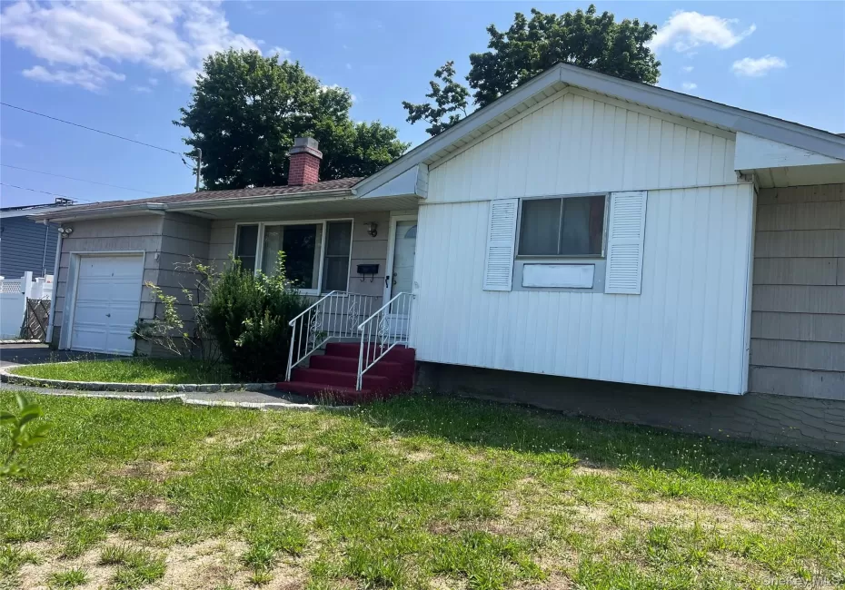 164 Hancock Street, Islip, NY, 3 Bedrooms Bedrooms, 6 Rooms Rooms,2 BathroomsBathrooms,Residential,For Rent,Hancock,0,1030546 164 Hancock Street, Islip, NY, 3 Bedrooms Bedrooms, 6 Rooms Rooms,2 BathroomsBathrooms,Residential,For Rent,Hancock,0,1030546