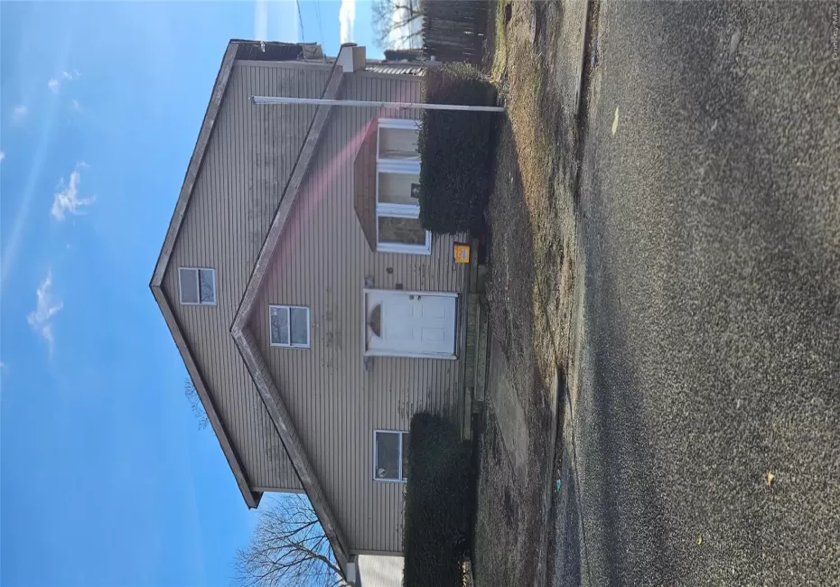 6 Hansen Street, Islip, NY, 5 Bedrooms Bedrooms, 8 Rooms Rooms,2 BathroomsBathrooms,Residential,For Rent,Hansen,0,1030527 6 Hansen Street, Islip, NY, 5 Bedrooms Bedrooms, 8 Rooms Rooms,2 BathroomsBathrooms,Residential,For Rent,Hansen,0,1030527