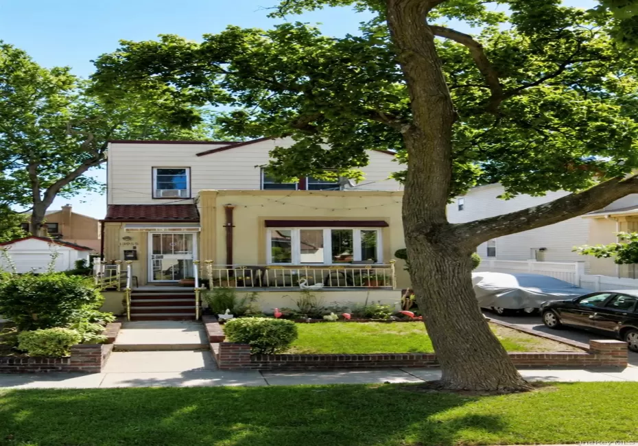 13955 230th Place, New York, NY, 3 Bedrooms Bedrooms, 6 Rooms Rooms,2 BathroomsBathrooms,Residential,For Rent,230th,0,1026801 13955 230th Place, New York, NY, 3 Bedrooms Bedrooms, 6 Rooms Rooms,2 BathroomsBathrooms,Residential,For Rent,230th,0,1026801