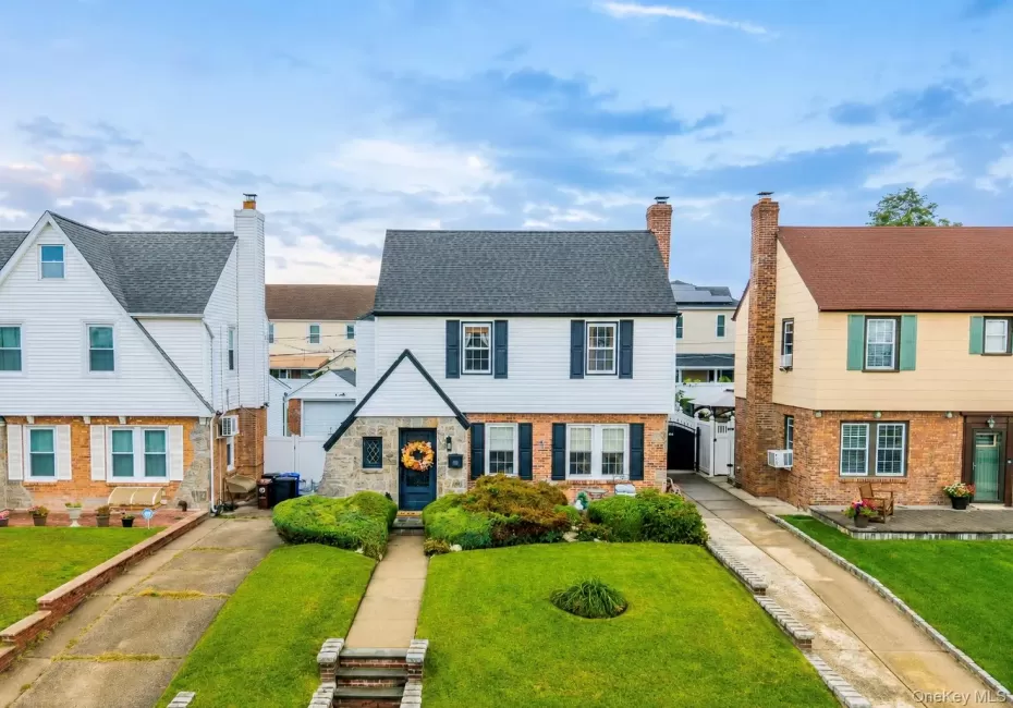 166-31 24th Road, New York, NY, 4 Bedrooms Bedrooms, 10 Rooms Rooms,3 BathroomsBathrooms,Residential,For Rent,24th,0,1030646 166-31 24th Road, New York, NY, 4 Bedrooms Bedrooms, 10 Rooms Rooms,3 BathroomsBathrooms,Residential,For Rent,24th,0,1030646
