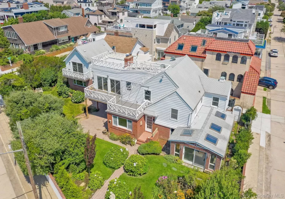 12 Ocean Boulevard, Hempstead, NY, 6 Bedrooms Bedrooms, 18 Rooms Rooms,4 BathroomsBathrooms,Residential Lease,For Rent,Ocean,0,1030593 12 Ocean Boulevard, Hempstead, NY, 6 Bedrooms Bedrooms, 18 Rooms Rooms,4 BathroomsBathrooms,Residential Lease,For Rent,Ocean,0,1030593