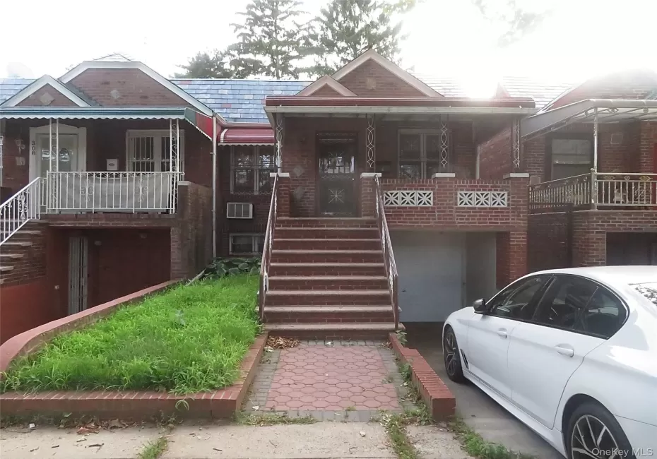 306 48th Street, New York, NY, 3 Bedrooms Bedrooms, 8 Rooms Rooms,2 BathroomsBathrooms,Residential,For Rent,48th,0,1030686 306 48th Street, New York, NY, 3 Bedrooms Bedrooms, 8 Rooms Rooms,2 BathroomsBathrooms,Residential,For Rent,48th,0,1030686