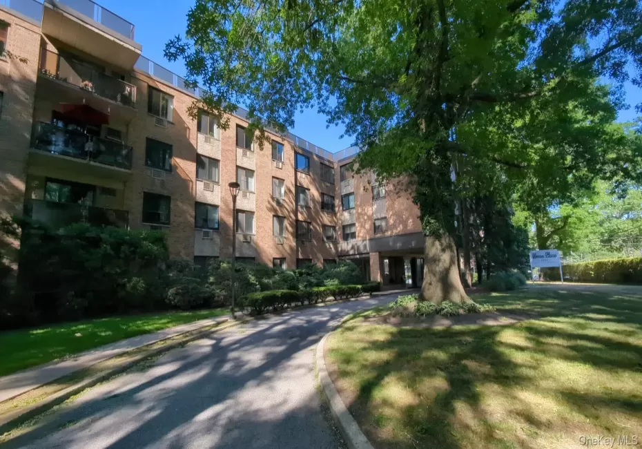 1101 Midland Avenue, Yonkers, NY, 2 Bedrooms Bedrooms, 4 Rooms Rooms,1 BathroomBathrooms,Residential,For Rent,Midland,0,1030402 1101 Midland Avenue, Yonkers, NY, 2 Bedrooms Bedrooms, 4 Rooms Rooms,1 BathroomBathrooms,Residential,For Rent,Midland,0,1030402