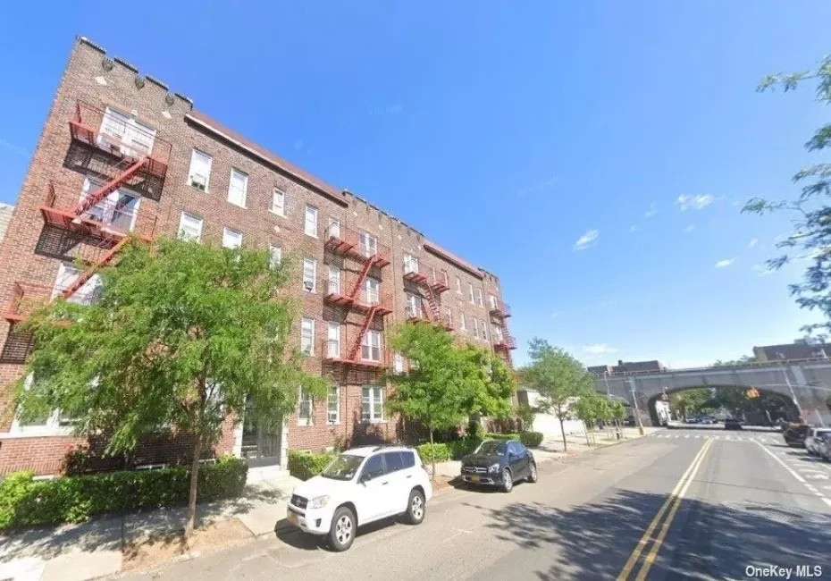 45-20 43rd Street, New York, NY, 1 Bedroom Bedrooms, 4 Rooms Rooms,1 BathroomBathrooms,Residential,For Rent,43rd Street,0,L3570023 45-20 43rd Street, New York, NY, 1 Bedroom Bedrooms, 4 Rooms Rooms,1 BathroomBathrooms,Residential,For Rent,43rd Street,0,L3570023
