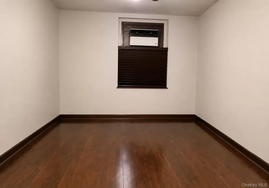 21-06 35th Street, New York, NY, 1 Bedroom Bedrooms, 3 Rooms Rooms,1 BathroomBathrooms,Residential,For Rent,35th,0,997893 21-06 35th Street, New York, NY, 1 Bedroom Bedrooms, 3 Rooms Rooms,1 BathroomBathrooms,Residential,For Rent,35th,0,997893