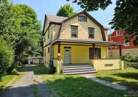 62 Clinton Avenue, Thompson, NY, 4 Bedrooms Bedrooms, 8 Rooms Rooms,2 BathroomsBathrooms,Residential,For Rent,Clinton,0,1020587 62 Clinton Avenue, Thompson, NY, 4 Bedrooms Bedrooms, 8 Rooms Rooms,2 BathroomsBathrooms,Residential,For Rent,Clinton,0,1020587