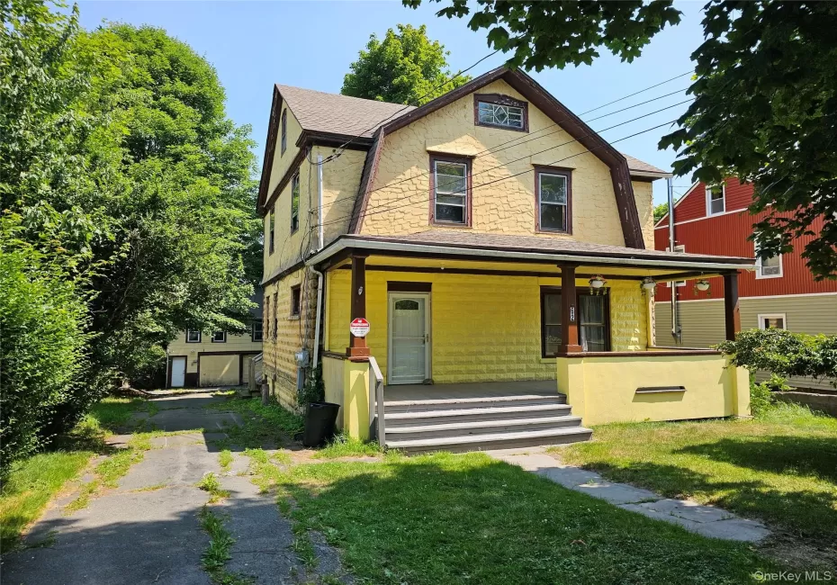 62 Clinton Avenue, Thompson, NY, 4 Bedrooms Bedrooms, 8 Rooms Rooms,2 BathroomsBathrooms,Residential,For Rent,Clinton,0,1020587 62 Clinton Avenue, Thompson, NY, 4 Bedrooms Bedrooms, 8 Rooms Rooms,2 BathroomsBathrooms,Residential,For Rent,Clinton,0,1020587