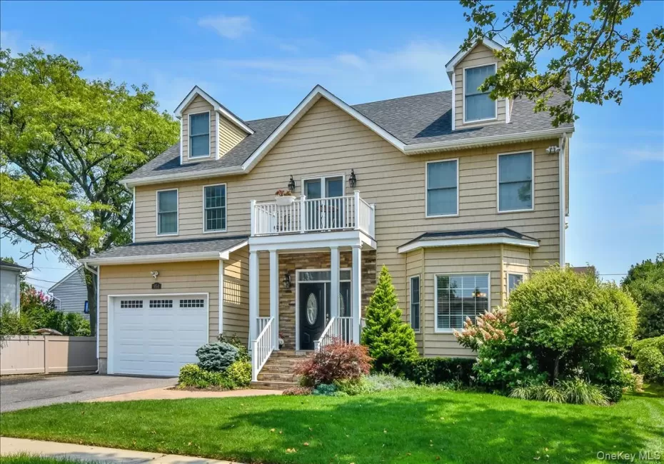 954 Glenridge Avenue, Hempstead, NY, 5 Bedrooms Bedrooms, 9 Rooms Rooms,3 BathroomsBathrooms,Residential,For Rent,Glenridge,0,1029887 954 Glenridge Avenue, Hempstead, NY, 5 Bedrooms Bedrooms, 9 Rooms Rooms,3 BathroomsBathrooms,Residential,For Rent,Glenridge,0,1029887