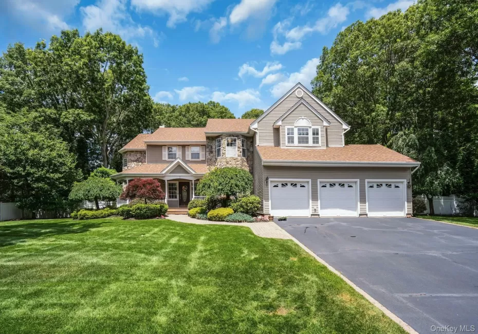 7 Dorm Court, Brookhaven, NY, 5 Bedrooms Bedrooms, 10 Rooms Rooms,2 BathroomsBathrooms,Residential,For Rent,Dorm,0,1030274 7 Dorm Court, Brookhaven, NY, 5 Bedrooms Bedrooms, 10 Rooms Rooms,2 BathroomsBathrooms,Residential,For Rent,Dorm,0,1030274