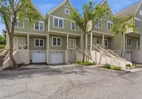 83 Kings Highway, New Rochelle, NY, 3 Bedrooms Bedrooms, 8 Rooms Rooms,1 BathroomBathrooms,Residential,For Rent,Kings,0,1001746 83 Kings Highway, New Rochelle, NY, 3 Bedrooms Bedrooms, 8 Rooms Rooms,1 BathroomBathrooms,Residential,For Rent,Kings,0,1001746