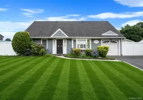 70 Clymer Street, Brookhaven, NY, 4 Bedrooms Bedrooms, 7 Rooms Rooms,2 BathroomsBathrooms,Residential,For Rent,Clymer,0,1028786 70 Clymer Street, Brookhaven, NY, 4 Bedrooms Bedrooms, 7 Rooms Rooms,2 BathroomsBathrooms,Residential,For Rent,Clymer,0,1028786