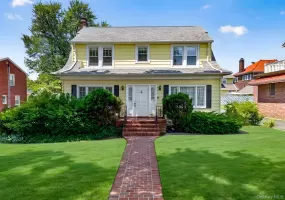 3358 162nd Street, New York, NY, 6 Bedrooms Bedrooms, 9 Rooms Rooms,2 BathroomsBathrooms,Residential,For Rent,162nd,0,1031063 3358 162nd Street, New York, NY, 6 Bedrooms Bedrooms, 9 Rooms Rooms,2 BathroomsBathrooms,Residential,For Rent,162nd,0,1031063