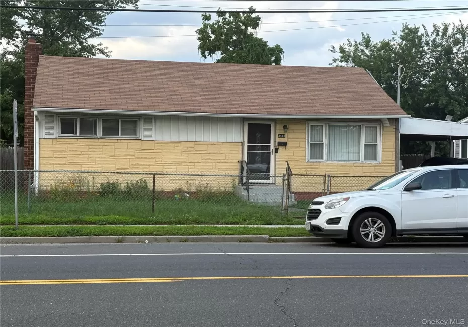 3418 Great Neck Road, Babylon, NY, 2 Bedrooms Bedrooms, 5 Rooms Rooms,1 BathroomBathrooms,Residential,For Rent,Great Neck,0,1031077 3418 Great Neck Road, Babylon, NY, 2 Bedrooms Bedrooms, 5 Rooms Rooms,1 BathroomBathrooms,Residential,For Rent,Great Neck,0,1031077