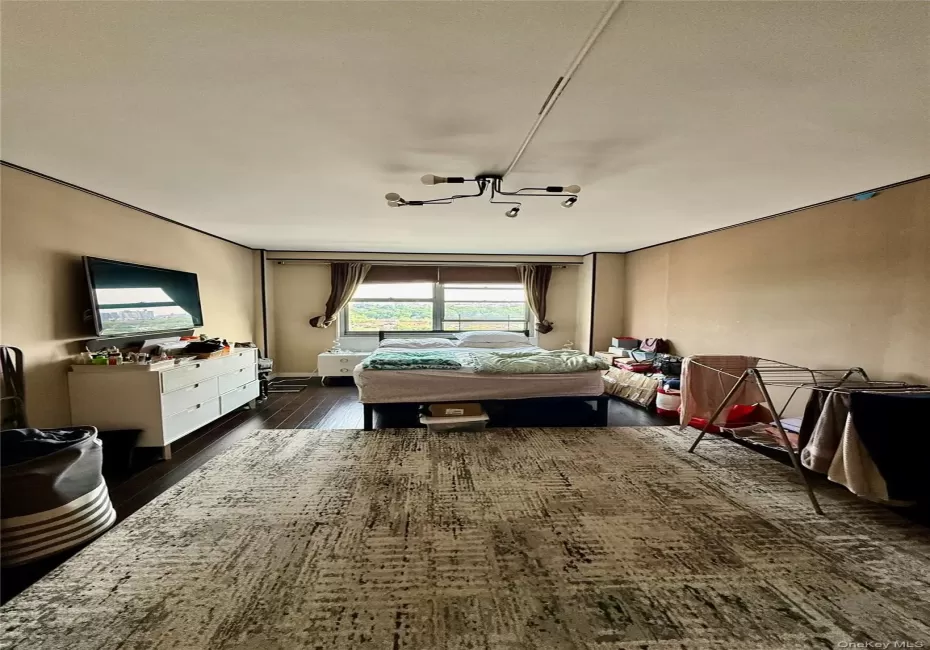 61-20 Grand Central Parkway, New York, NY, 2 Bedrooms Bedrooms, 5 Rooms Rooms,2 BathroomsBathrooms,Residential Lease,For Rent,Grand Central,0,1030859 61-20 Grand Central Parkway, New York, NY, 2 Bedrooms Bedrooms, 5 Rooms Rooms,2 BathroomsBathrooms,Residential Lease,For Rent,Grand Central,0,1030859