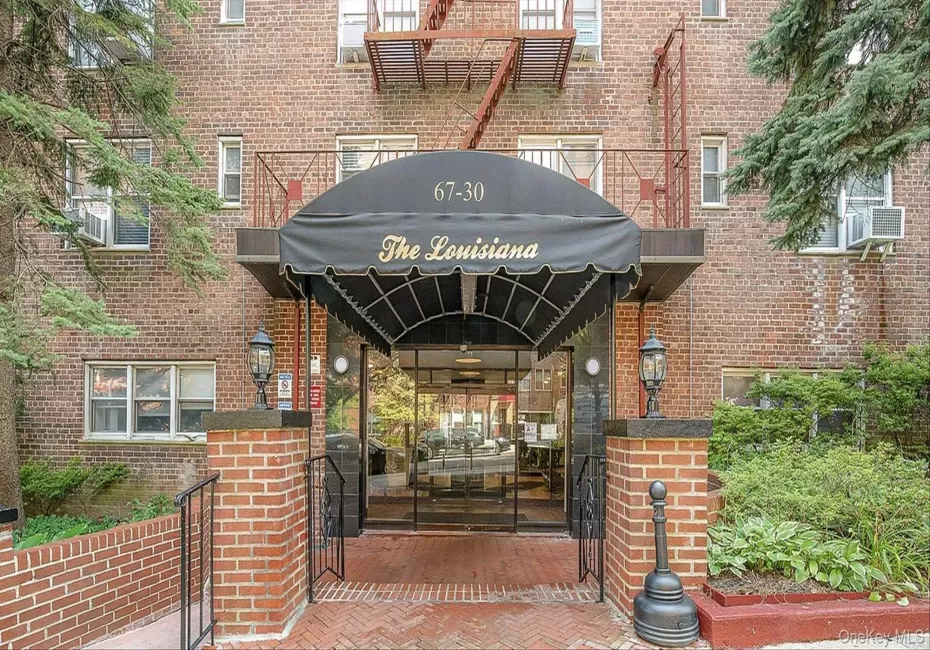 67-30 Clyde Street, New York, NY, 2 Bedrooms Bedrooms, 5 Rooms Rooms,1 BathroomBathrooms,Residential,For Rent,Clyde,0,1031359 67-30 Clyde Street, New York, NY, 2 Bedrooms Bedrooms, 5 Rooms Rooms,1 BathroomBathrooms,Residential,For Rent,Clyde,0,1031359