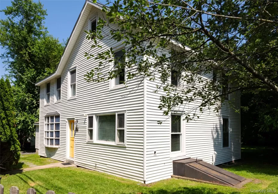 420 Rhinecliff Road, Rhinebeck, NY, 5 Bedrooms Bedrooms, 12 Rooms Rooms,3 BathroomsBathrooms,Residential,For Rent,Rhinecliff,0,1030248 420 Rhinecliff Road, Rhinebeck, NY, 5 Bedrooms Bedrooms, 12 Rooms Rooms,3 BathroomsBathrooms,Residential,For Rent,Rhinecliff,0,1030248