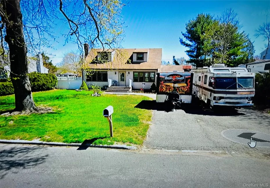 15 Orchid Lane, Smithtown, NY, 4 Bedrooms Bedrooms, 6 Rooms Rooms,2 BathroomsBathrooms,Residential,For Rent,Orchid,0,1030280 15 Orchid Lane, Smithtown, NY, 4 Bedrooms Bedrooms, 6 Rooms Rooms,2 BathroomsBathrooms,Residential,For Rent,Orchid,0,1030280